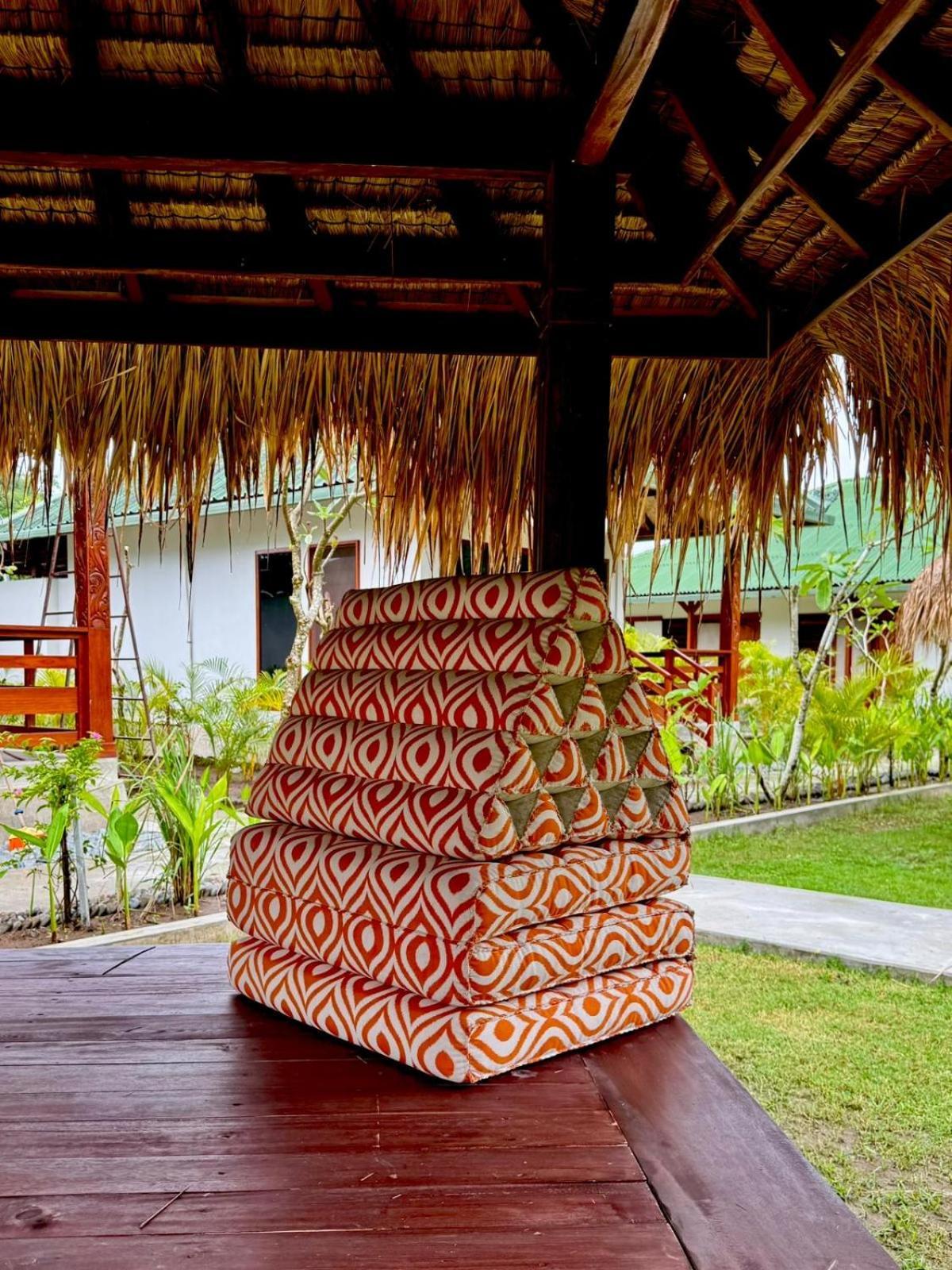 Kura Kura House Hotel Sekongkang Kültér fotó
